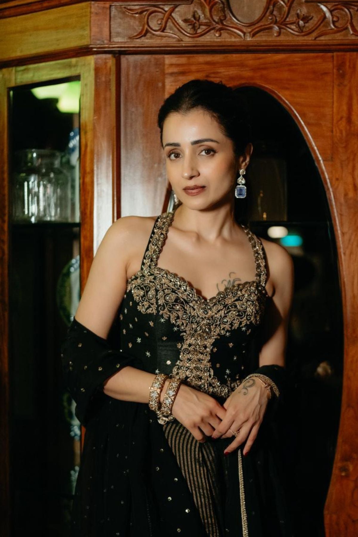 Trisha Krishnan in Black Naina
– Chamee...