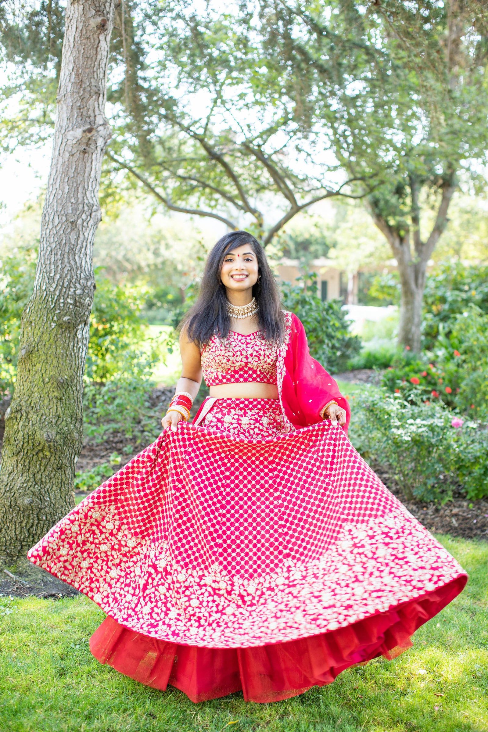 red lehenga