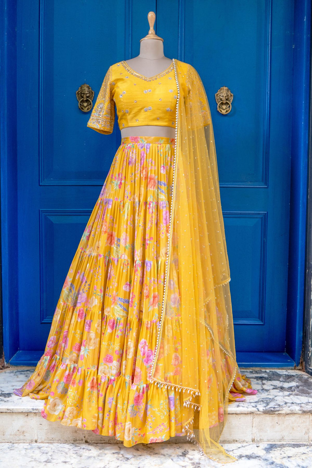 Amira frill skirt