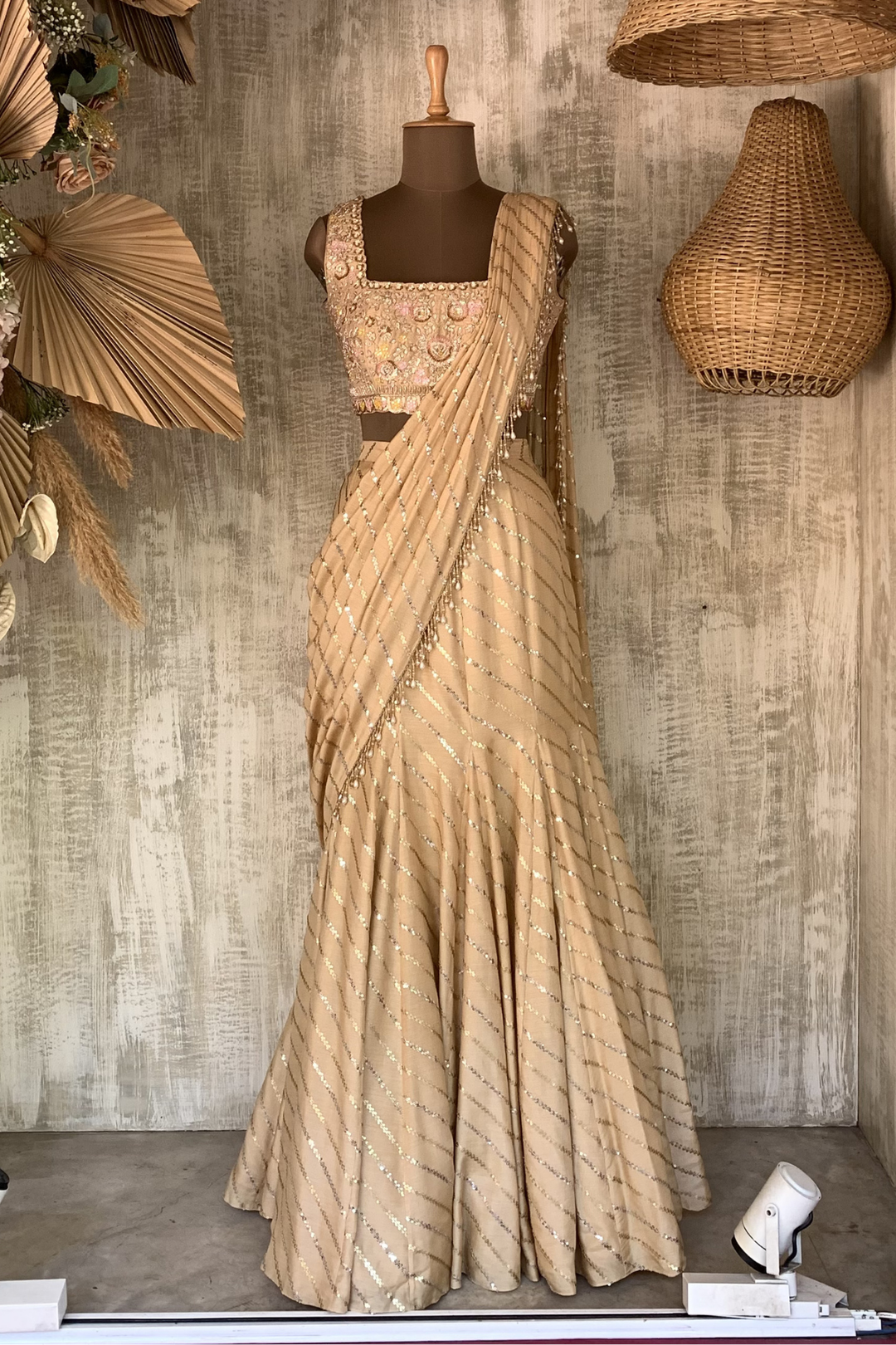 Beige gusset monet saree