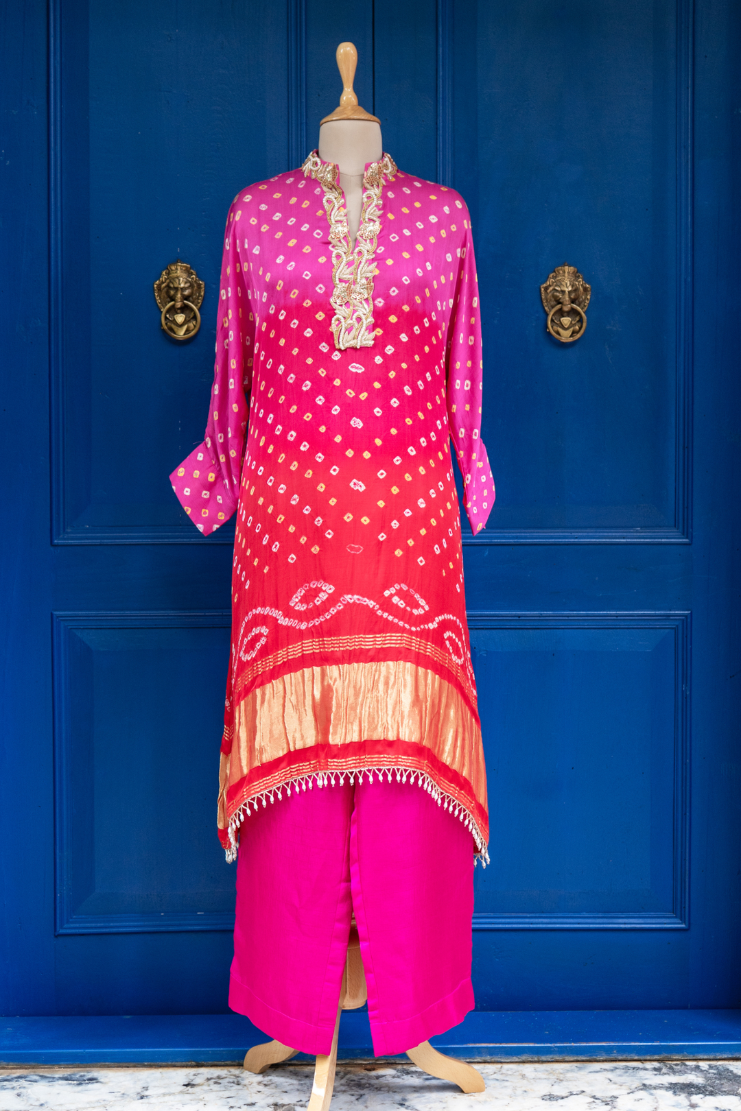 Pink shaded bandhani tunic set