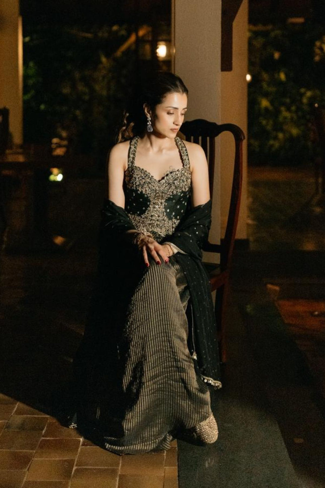 Trisha Krishnan in Black Naina