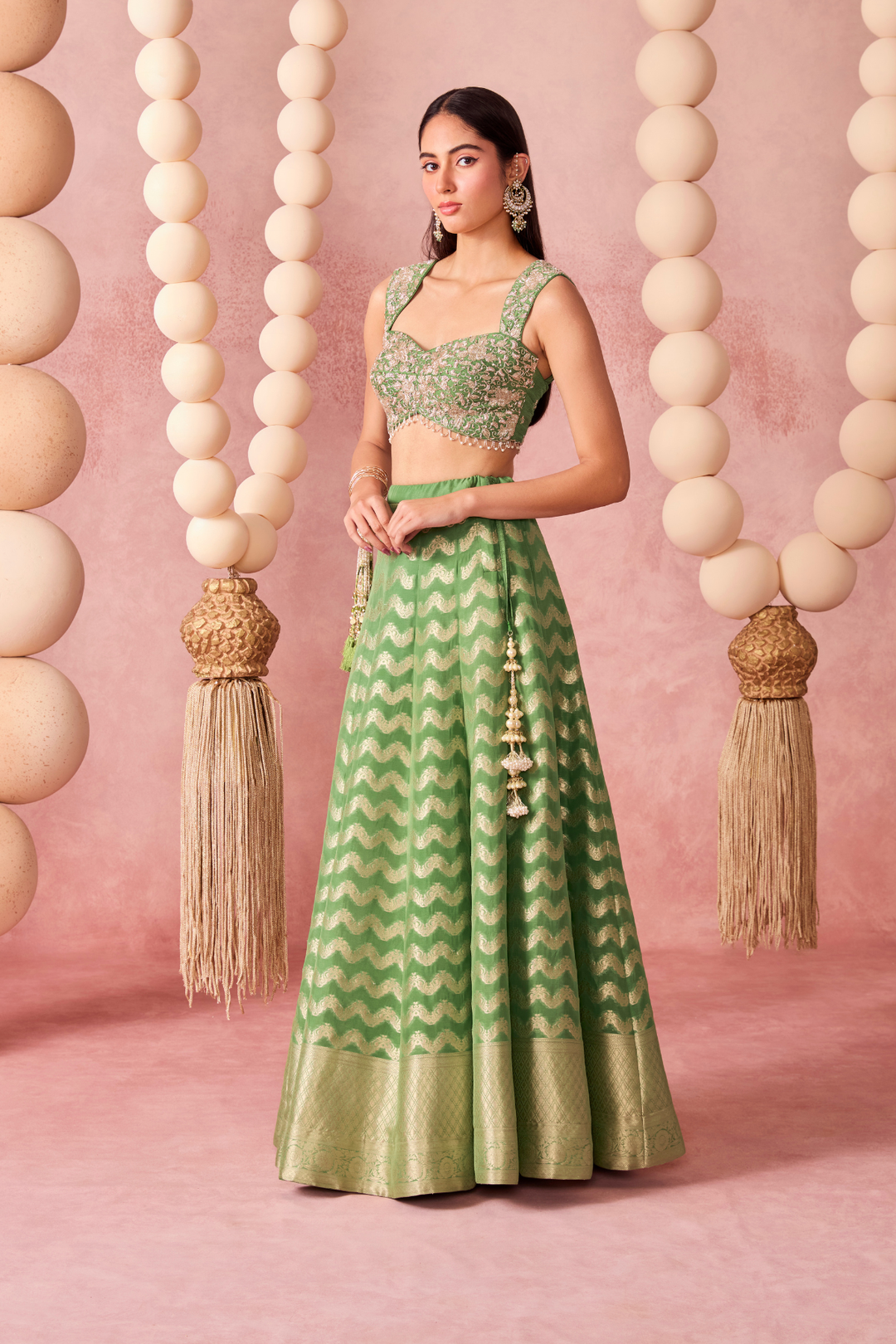MAHI LEHENGA