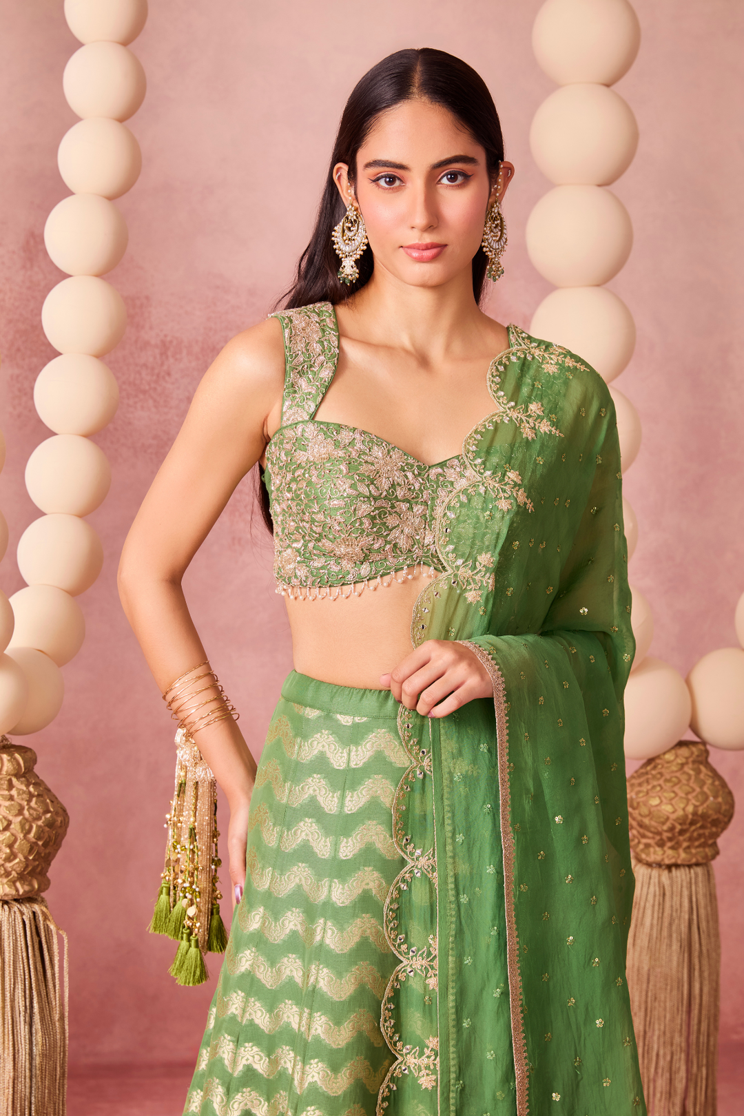 MAHI LEHENGA