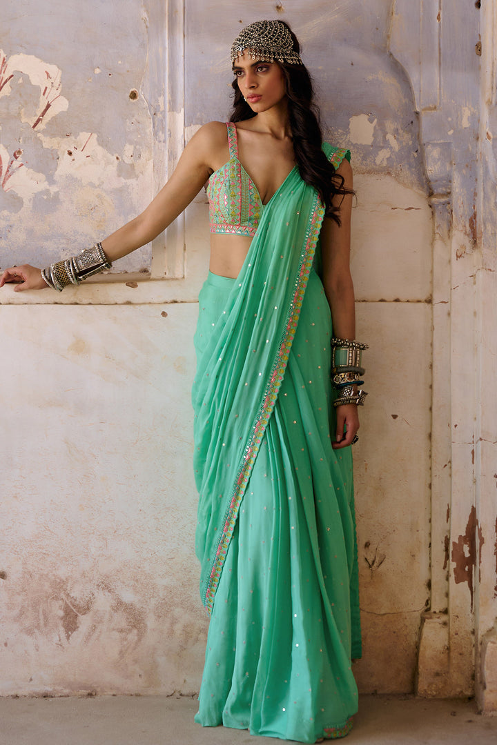 Maria  Saree