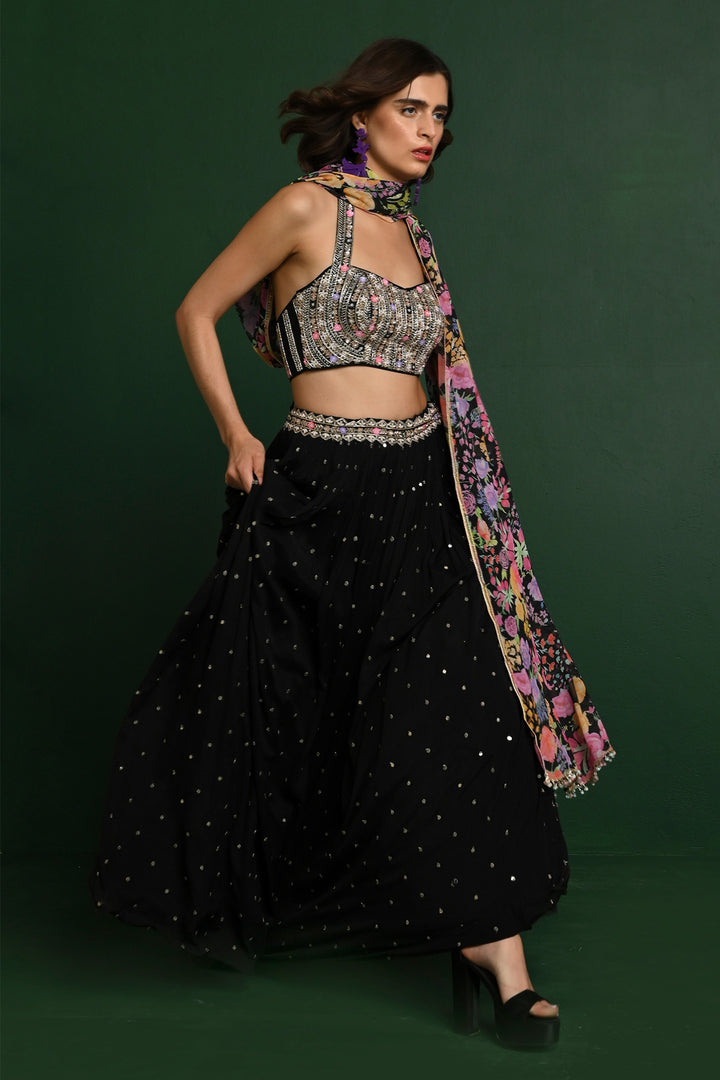 Sonia Black  Set