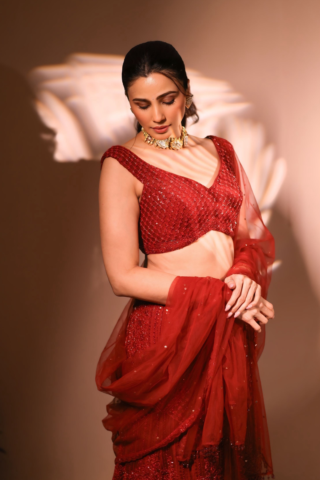 Daisy in Gemini skirt