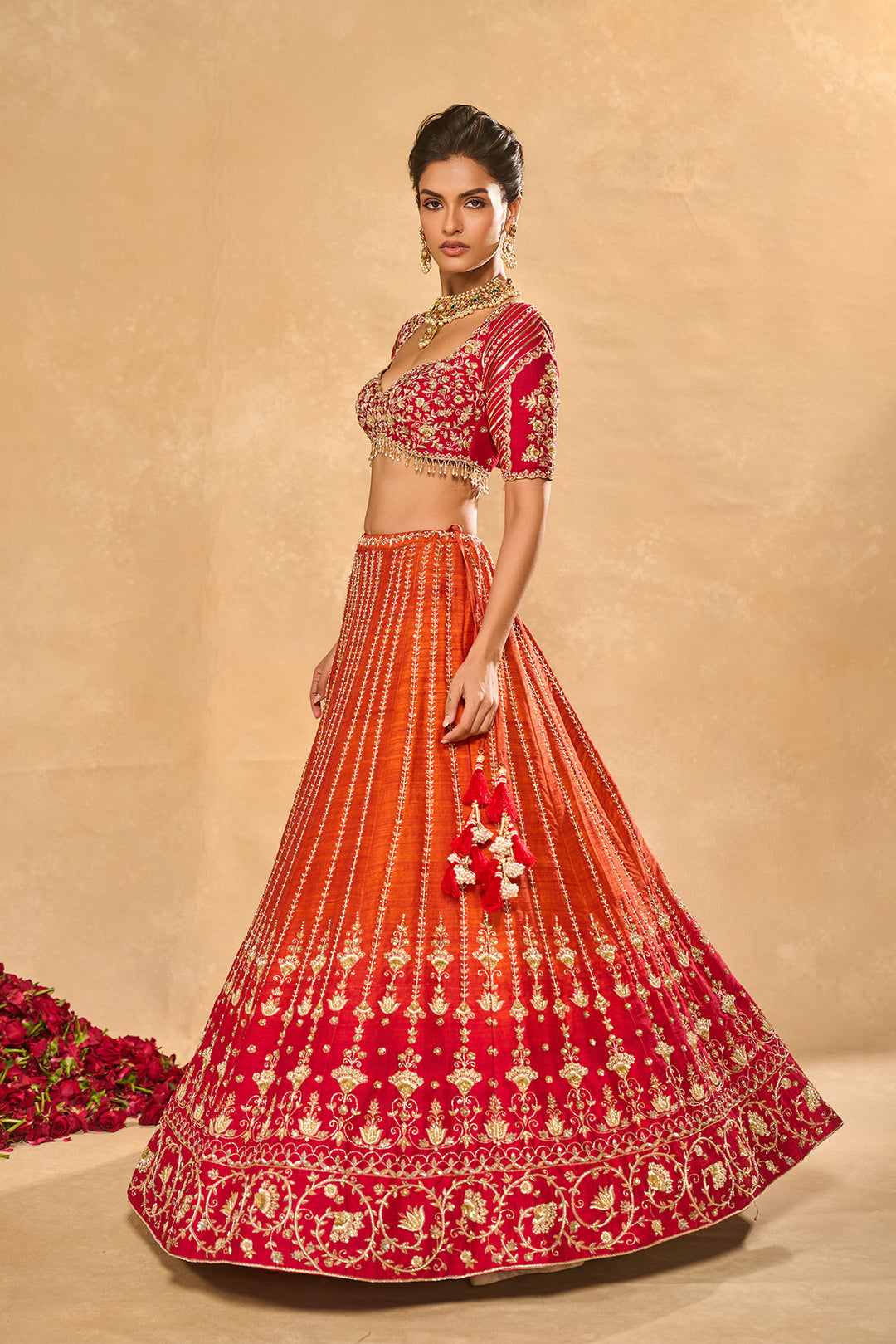 AARIANA LEHENGA