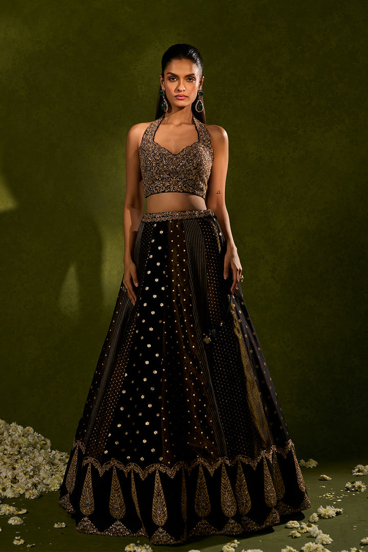 NANDANA LEHENGA