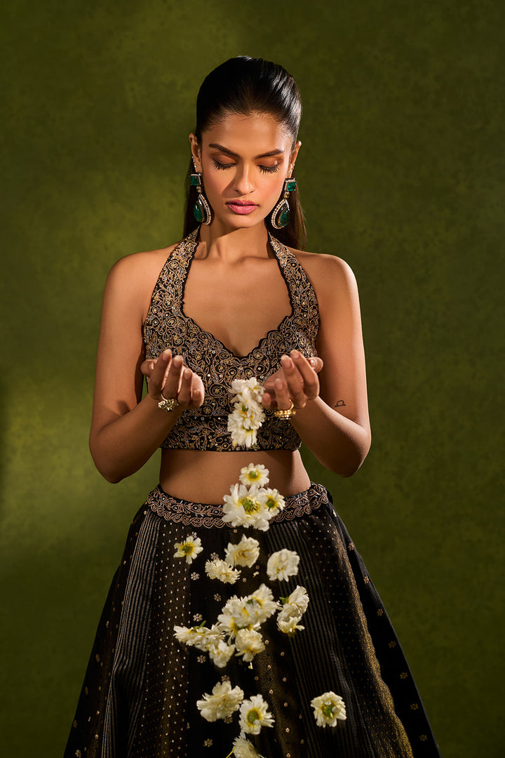 NANDANA LEHENGA