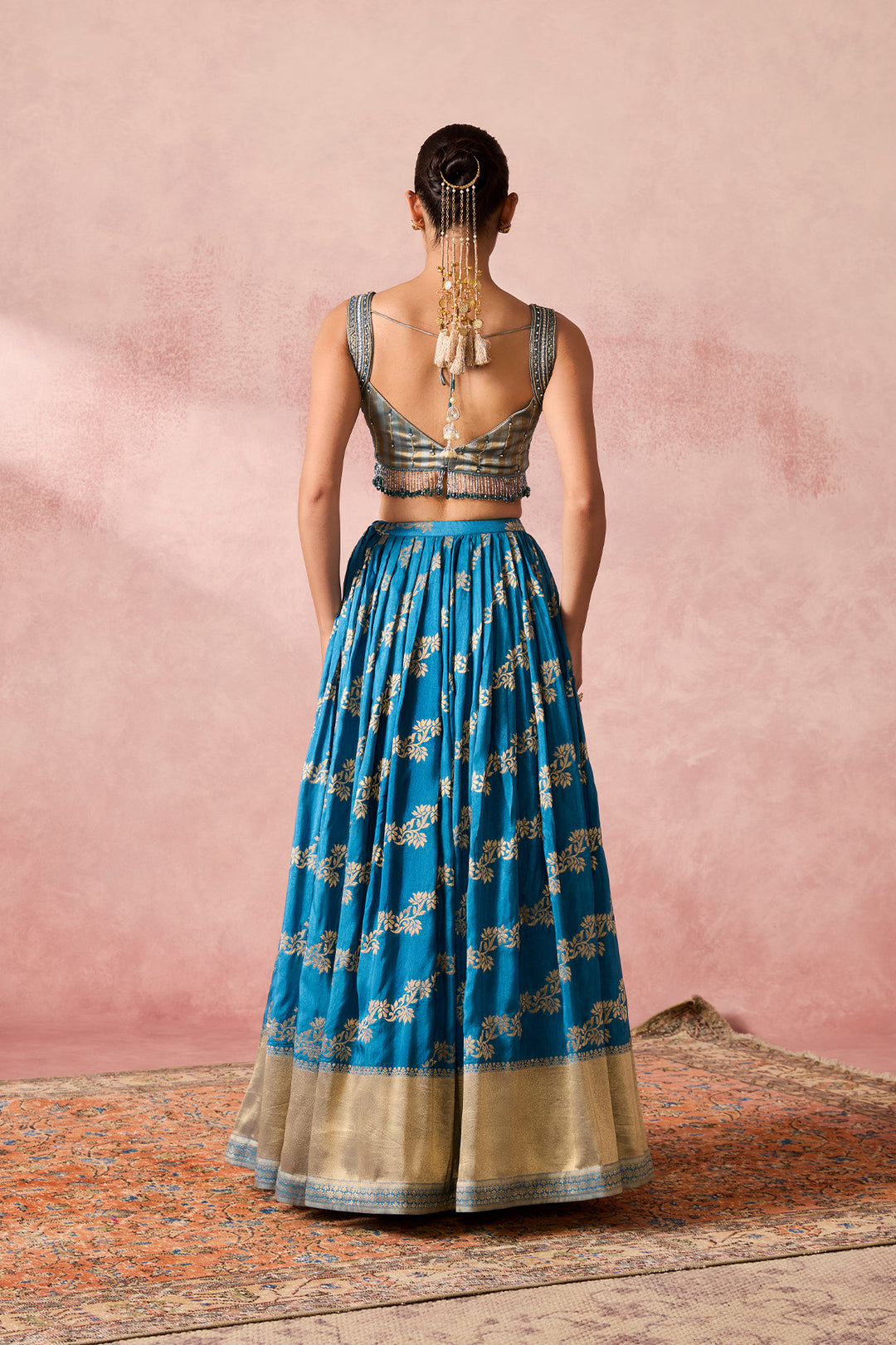 JAHAN LEHENGA