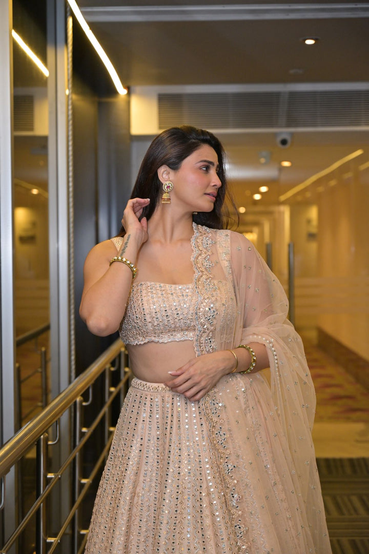 Daisy Shah in Nandini