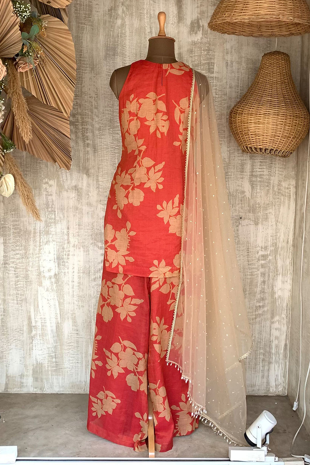 FLORAL KURTA PANT SET