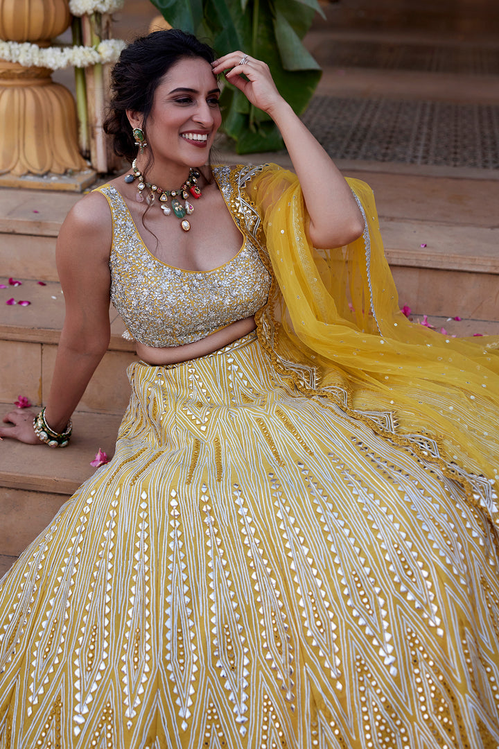 Yellow Mia