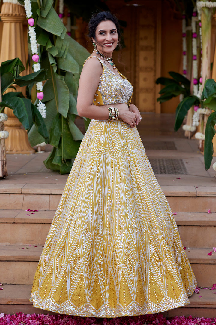 Yellow Mia