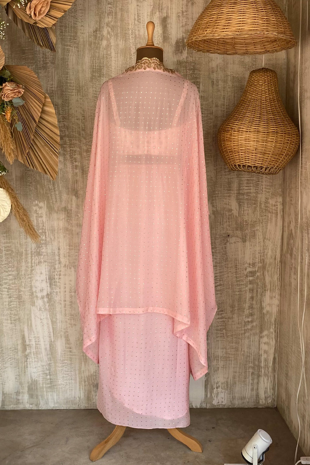 PINK CAPE SET