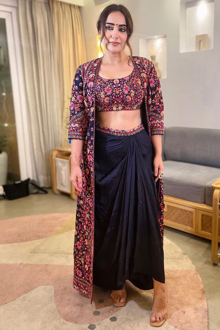 Kusha Kapila In Black Kashmiri Jacket Set