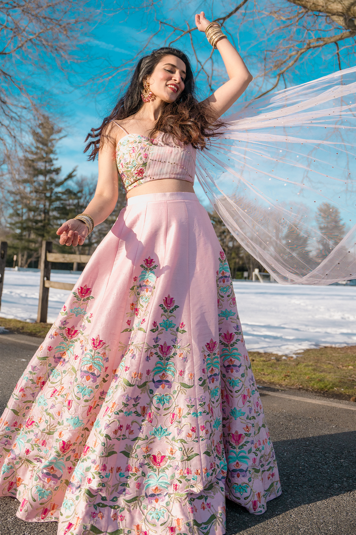 Urmi Daga in Tulip pink