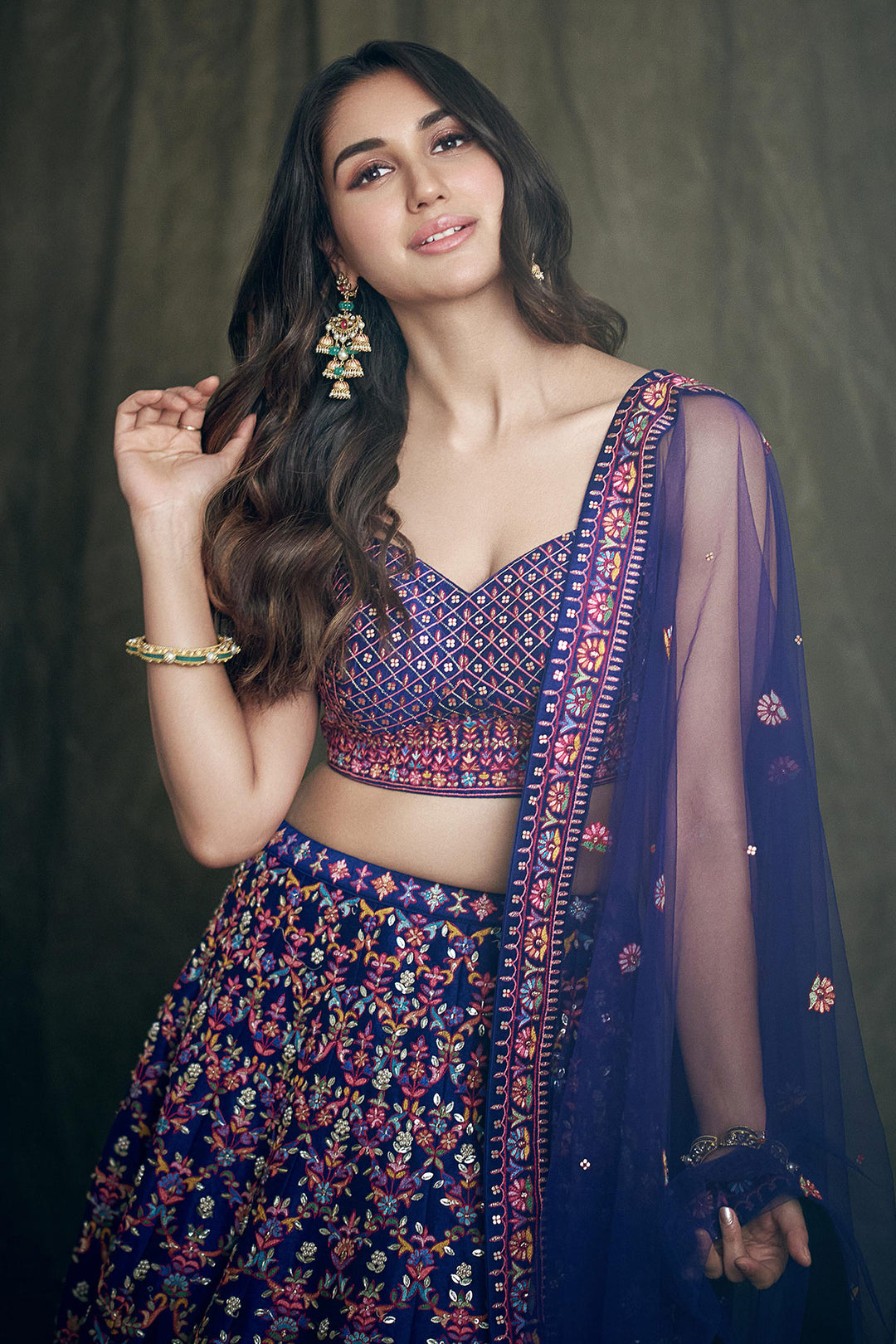 Nikita Dutta in Floras Feast
