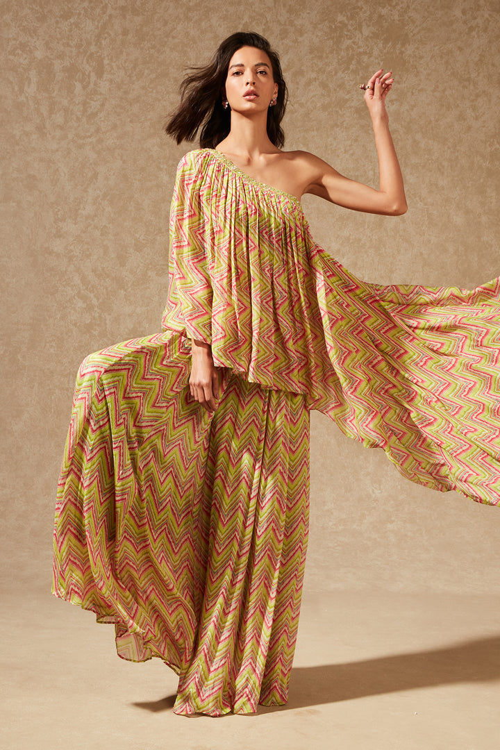 Luca Pant and Top Set