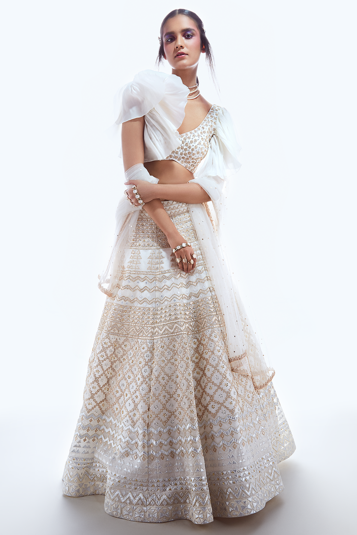 Huma Qureshi in Riyana