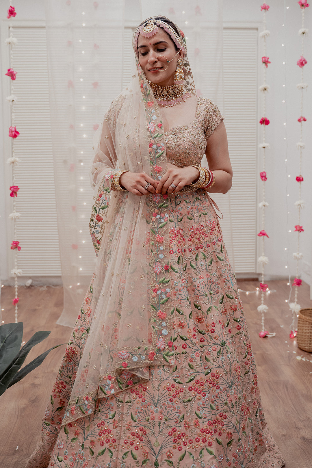 Urmi In Peach Iris