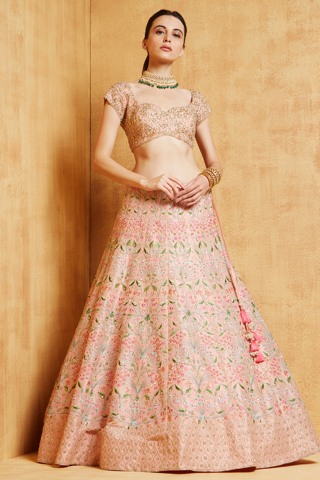 Urmi In Peach Iris
