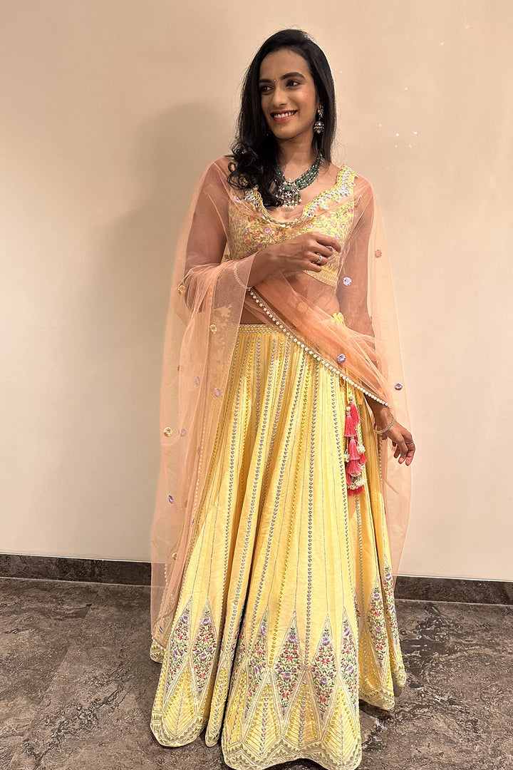 PV Sindhu In Sunflower