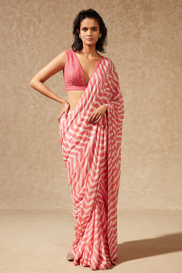 Akira Saree